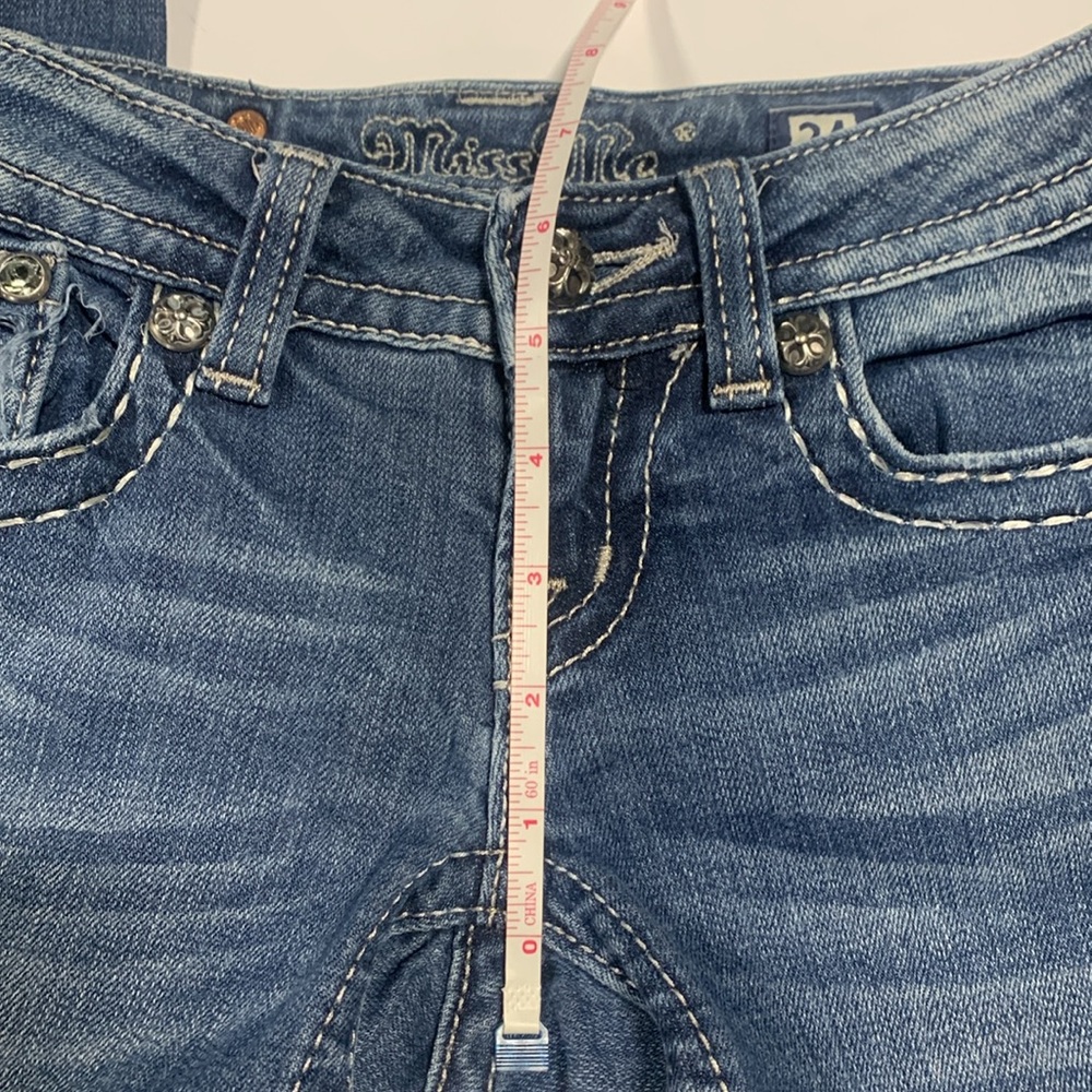 SOLD Miss Me 24x31 Skinny. 0270 Jeans - Picture 3 of 7